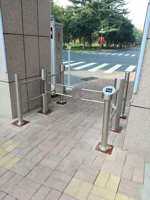 人员出入管理系统选择汇通科技,给你合适的产品解决方案
